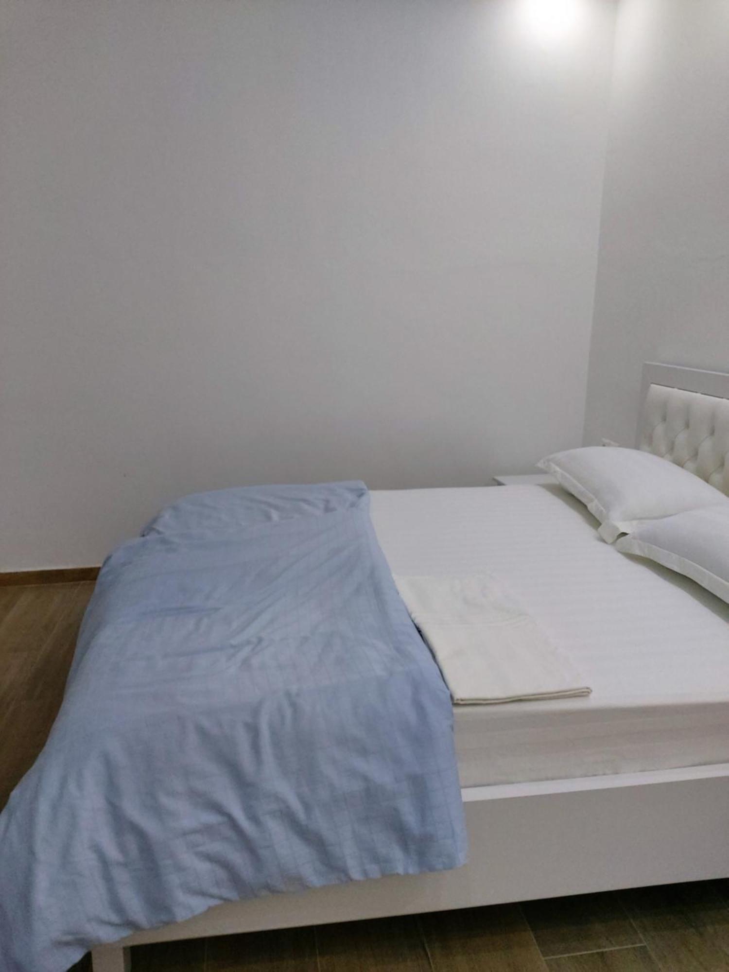 Spacious Apartment Near The Beach Sarande Luaran gambar
